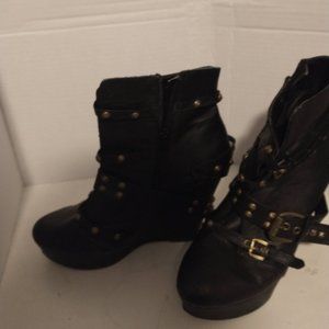 platform wedge boots with straps